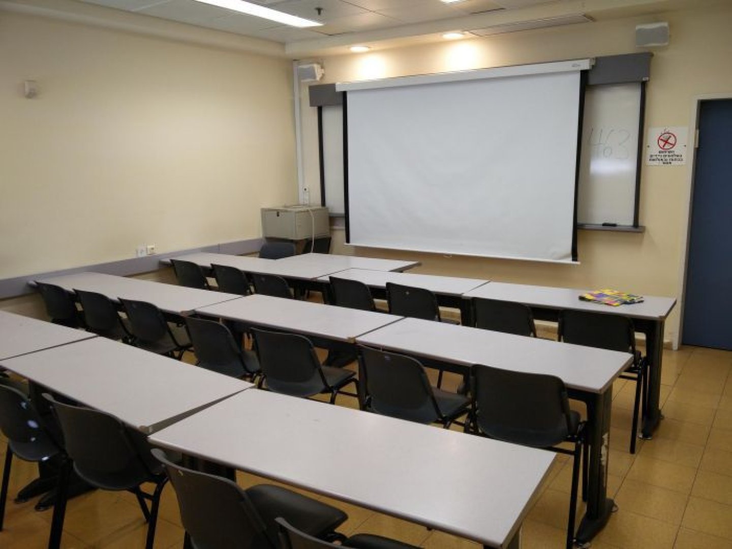 אוניברסיטת חיפה - הפקולטה לחינוך ומדעים - חדר 463 - תמונה 3
