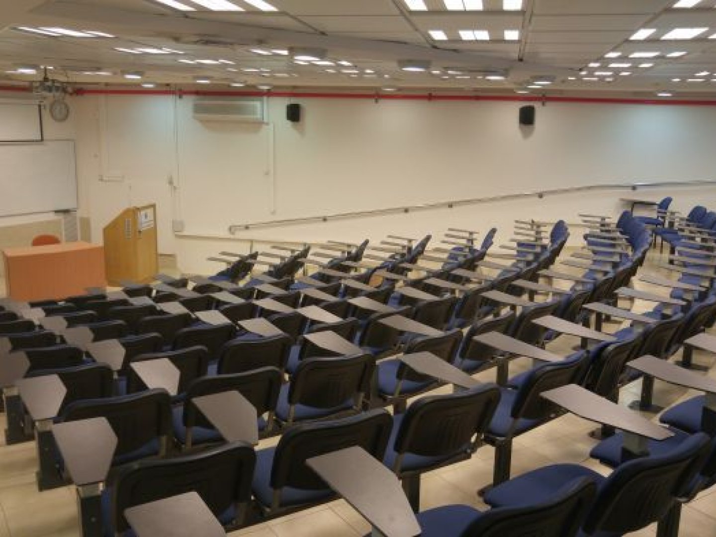 אוניברסיטת תל-אביב - סאקלר - רפואה - חדר אולם מרימבום - תמונה 2