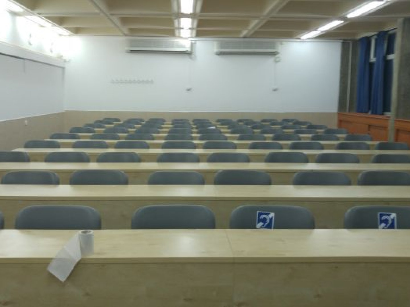 אוניברסיטת בן גוריון - בניין 32 גוטמן - חדר 210 - תמונה 2