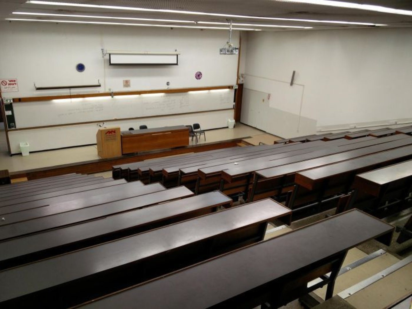 אוניברסיטת חיפה - בניין המדרגה - חדר 1001 - תמונה 1